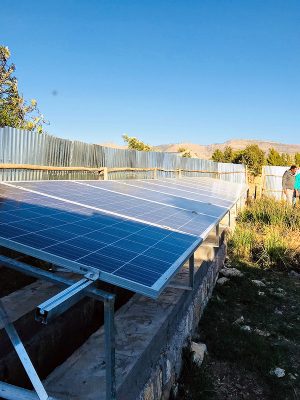 EWCV: Cultiv/Aid built solar panels for irrigation water pump